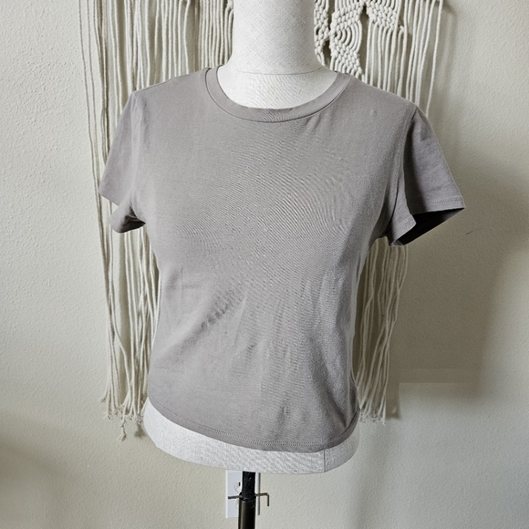 Abercrombie And Fitch Soft A+F Essentials Baby Tee S - Picture 1 of 10